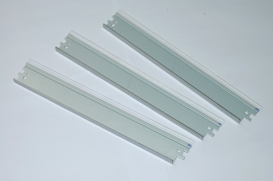 HP 12A wipper blade (WB)